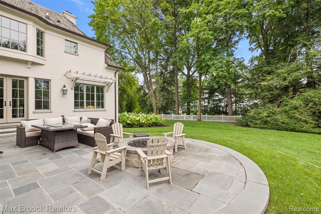 1475 Tottenham Road Bloomfield Hills, MI 48301 - Photo 47 of 51