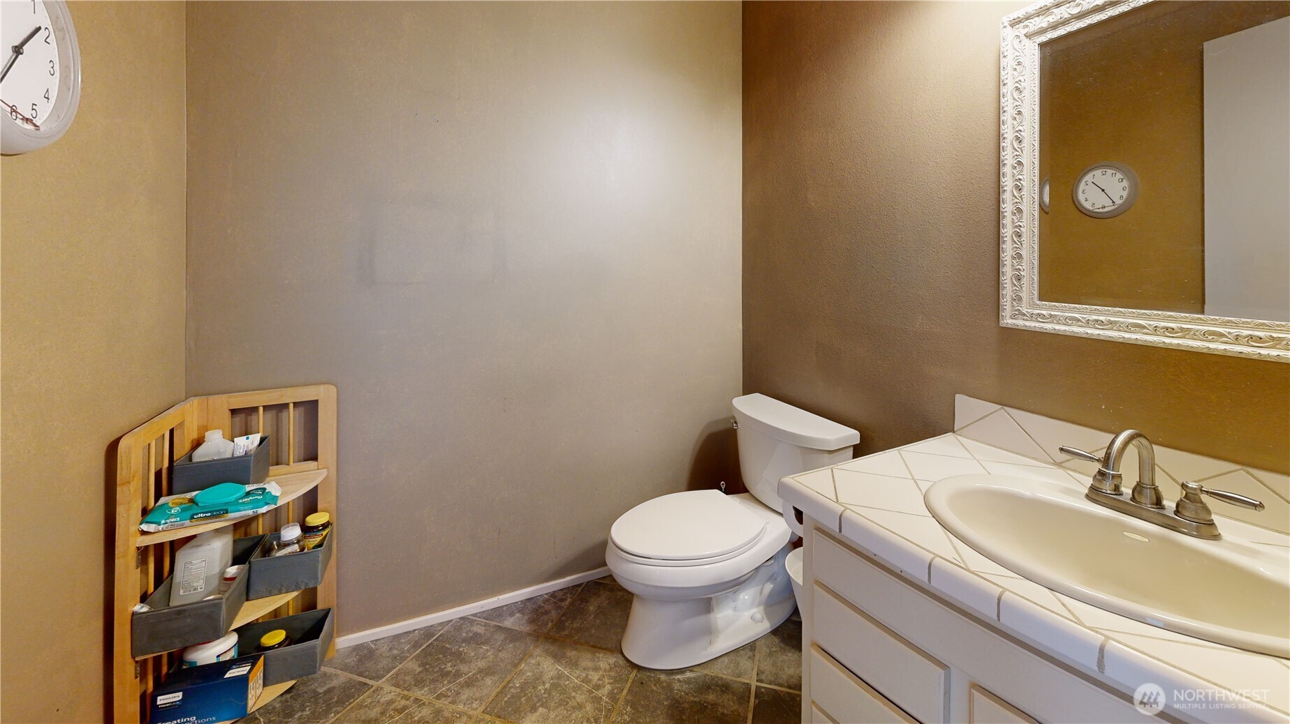 627 North Waugh Road Mount Vernon, WA 98273 - Photo 31 of 39