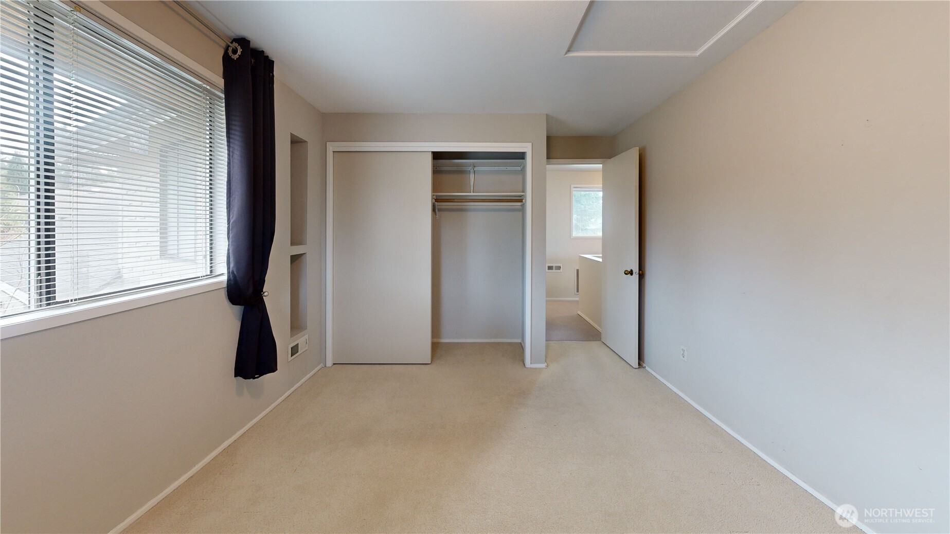 627 North Waugh Road Mount Vernon, WA 98273 - Photo 34 of 39