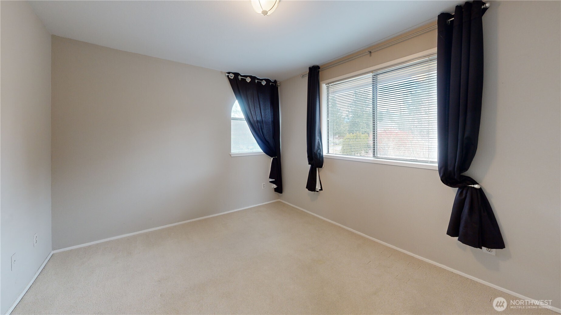 627 North Waugh Road Mount Vernon, WA 98273 - Photo 36 of 39