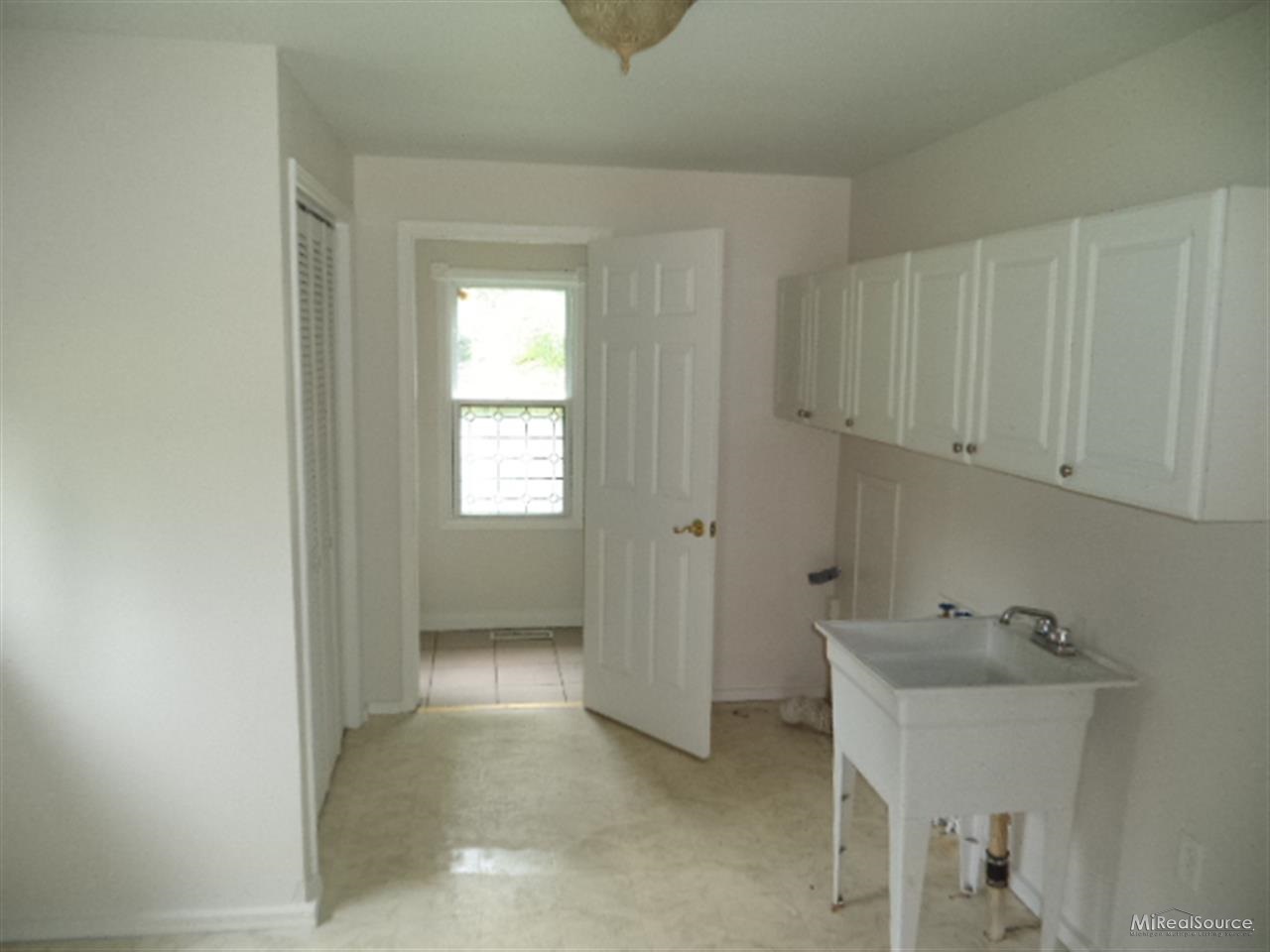1707 Withey Road Columbus, MI 48063 - Photo 10 of 29 31159144-9.JPG