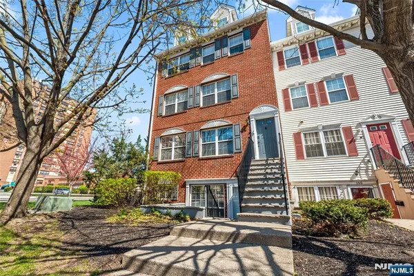 $389,000 | 159 Market Street, Unit 1411, Newark, NJ 07102