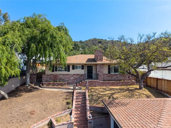$1,099,900 | 3154 Vista Del Mar Drive, Glendale, CA 91208