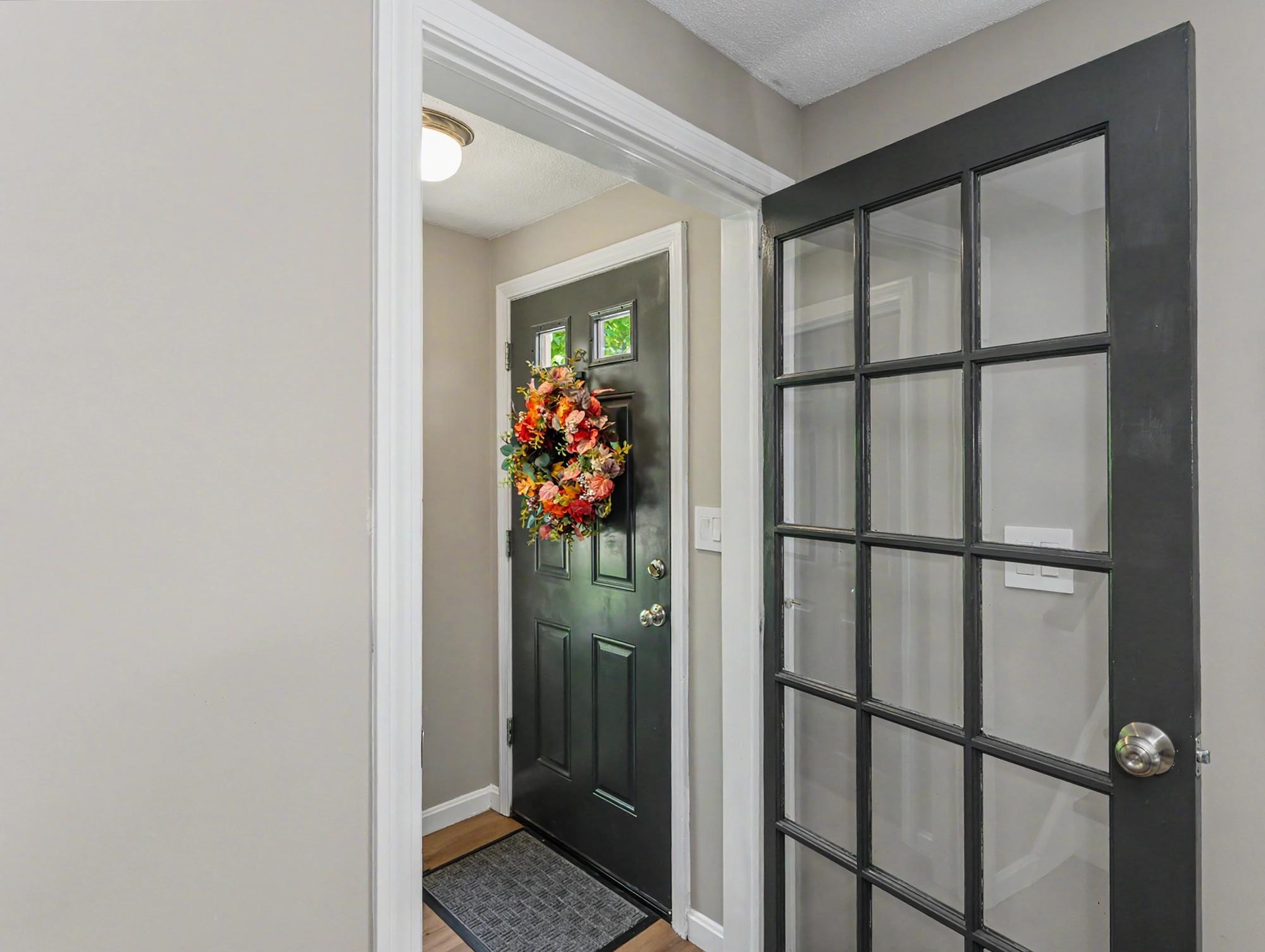 3 Salisbury Road Nashua, NH 03064 - Photo 6 of 48