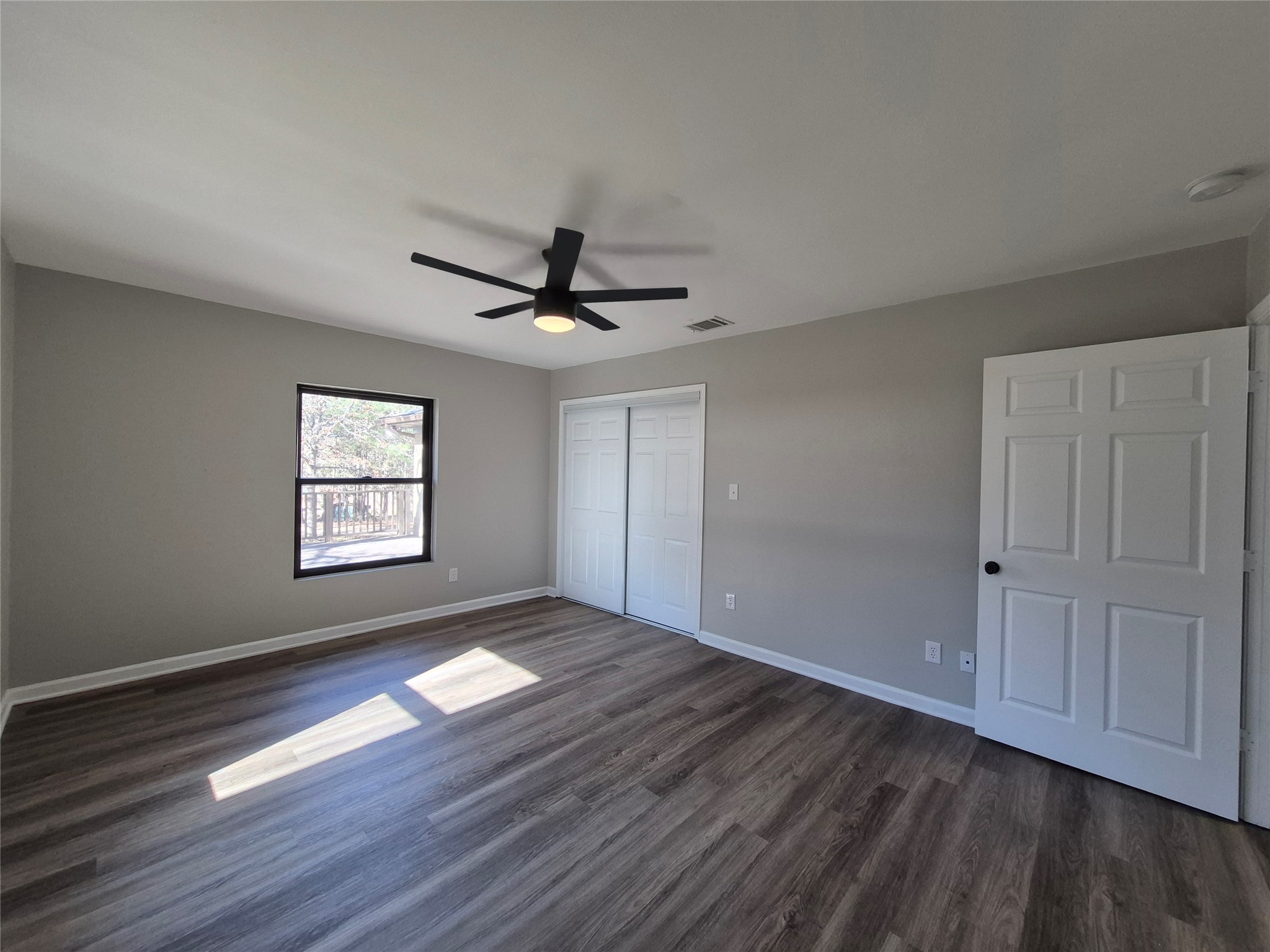 92 Summer Place Huntsville, TX 77340 - Photo 23 of 24 Bedroom