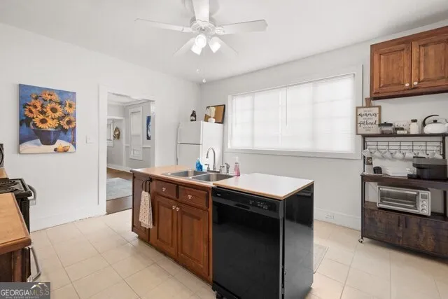 $1,600 | 42 Poplar Street, Covington, GA 30014