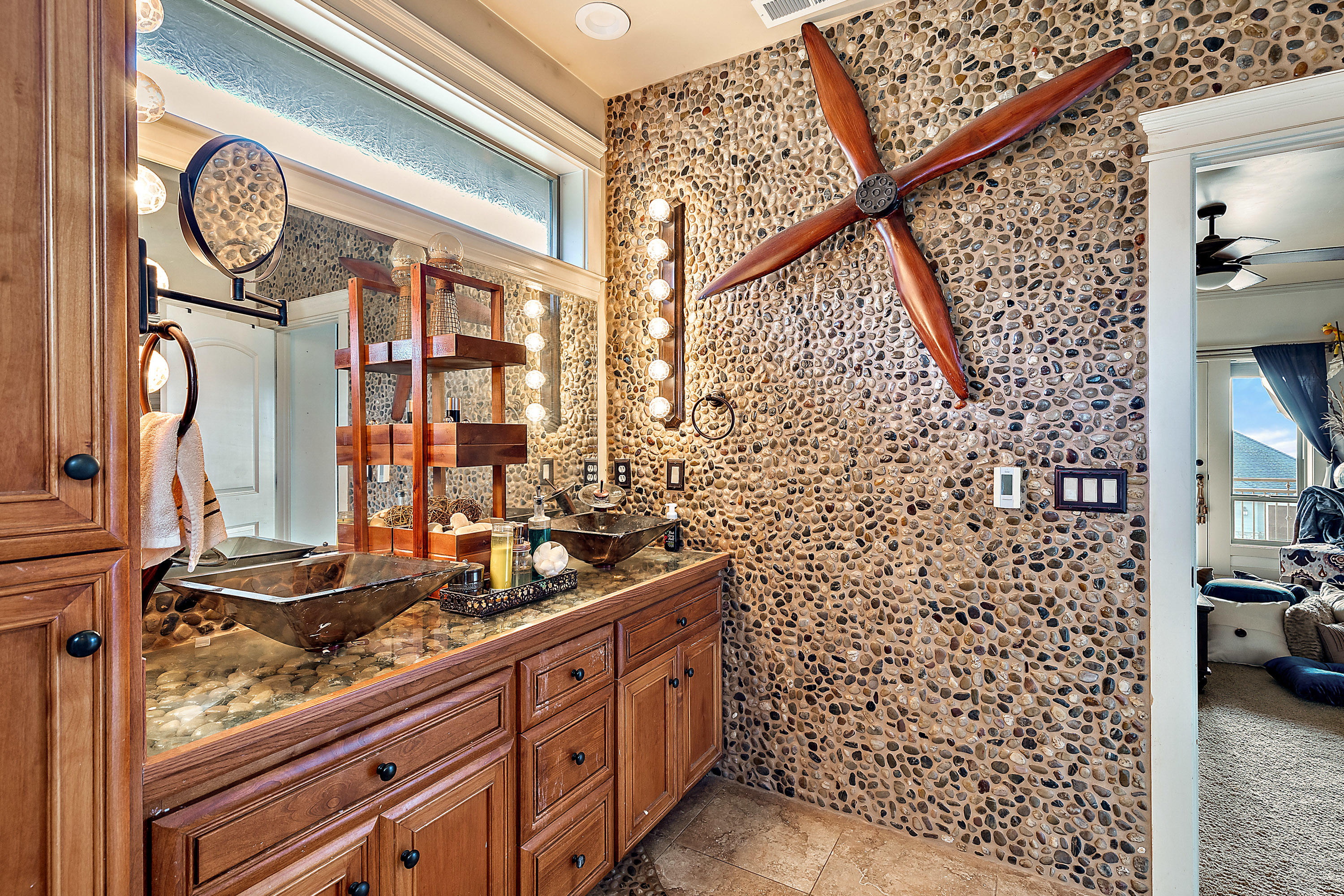 1013 Azure Way Eagle Point, OR 97524 - Photo 17 of 28 Custom rock wall