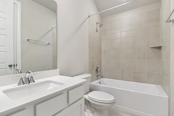 $331,700 | 17330 Teddy Trce Drive, Waller, TX 77484