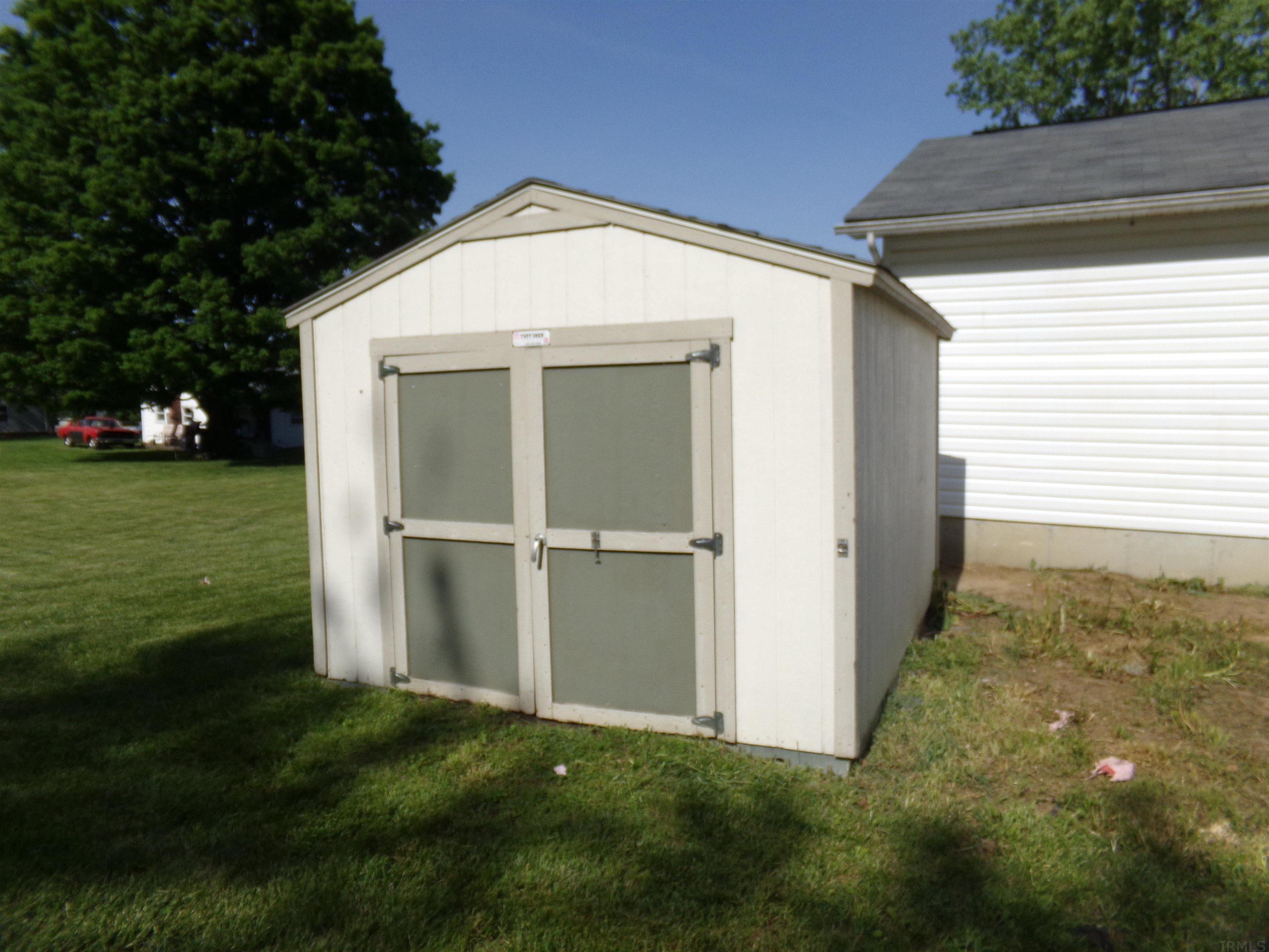 9605 West Turkey Creek Road Hudson, IN 46747 - Photo 11 of 35