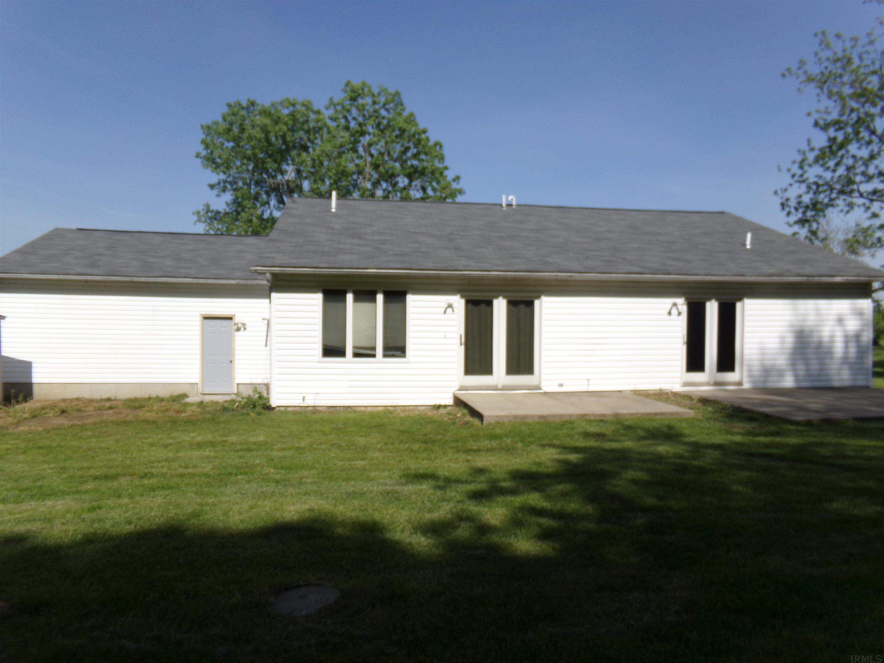 9605 West Turkey Creek Road Hudson, IN 46747 - Photo 4 of 35