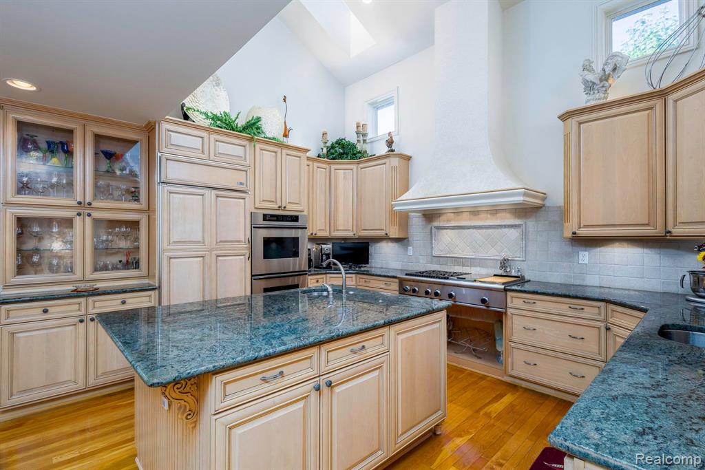 49302 Monte Road Chesterfield, MI 48047 - Photo 13 of 53