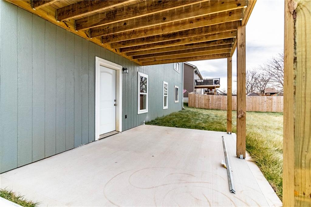 80 Southeast 451st Road Warrensburg, MO 64093 - Photo 12 of 50