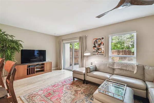 $3,900 | 97 Davis Boulevard, Unit B, Tampa, FL 33606