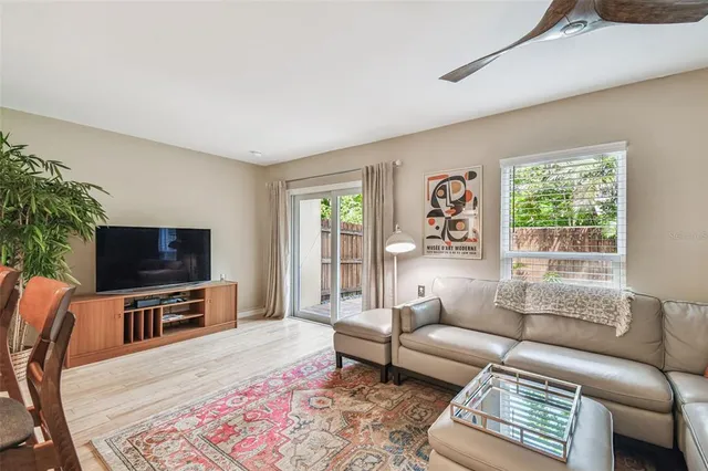 $3,900 | 97 Davis Boulevard, Unit B, Tampa, FL 33606