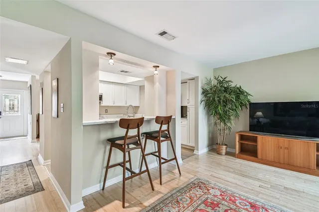 $3,900 | 97 Davis Boulevard, Unit B, Tampa, FL 33606