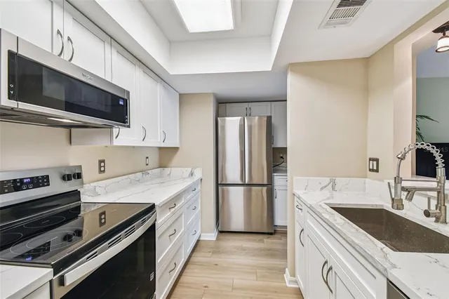 $3,900 | 97 Davis Boulevard, Unit B, Tampa, FL 33606