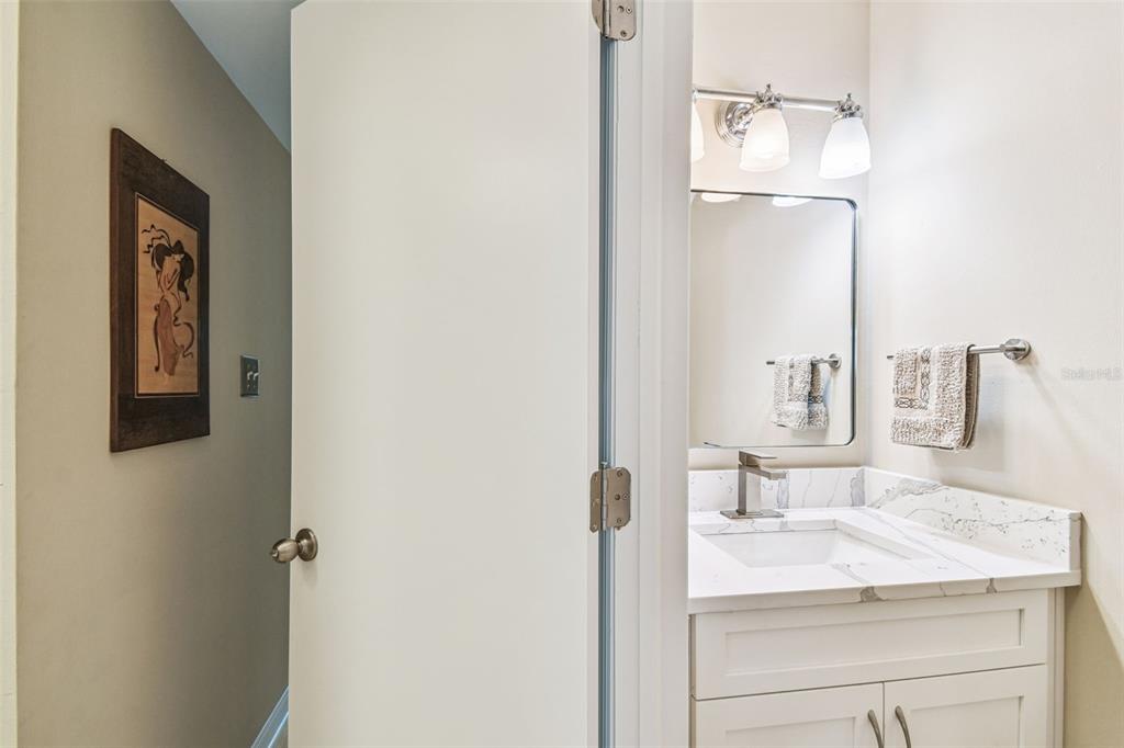 97 Davis Boulevard, Unit B Tampa, FL 33606 - Photo 51 of 63