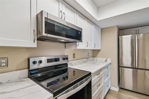 $3,900 | 97 Davis Boulevard, Unit B, Tampa, FL 33606
