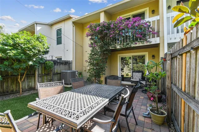 $3,900 | 97 Davis Boulevard, Unit B, Tampa, FL 33606