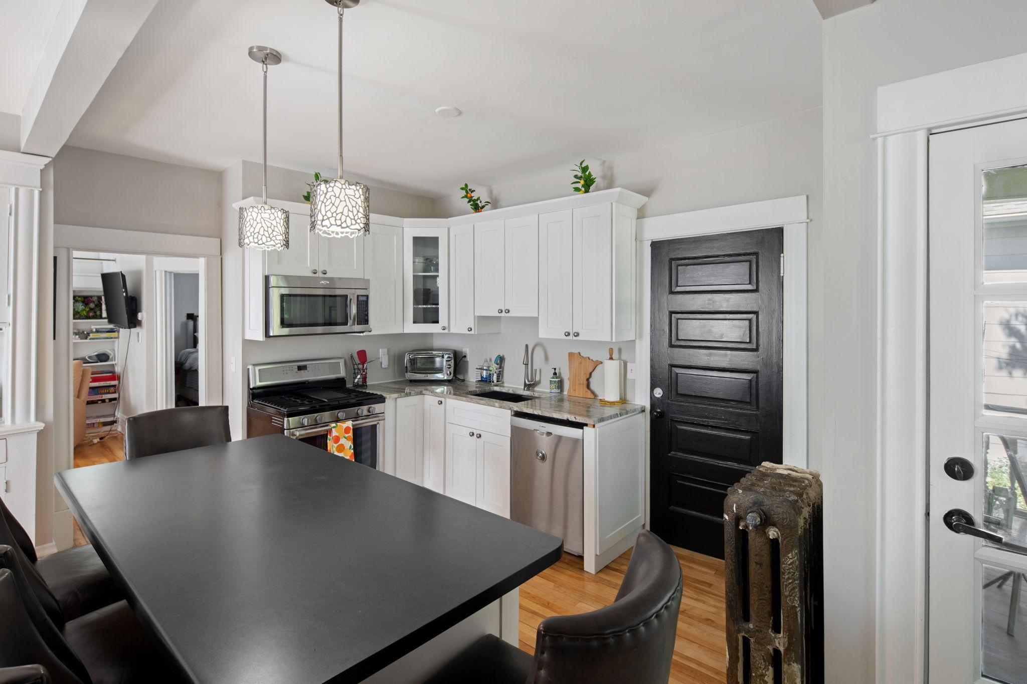 2713 Garfield Avenue, Unit 2 Minneapolis, MN 55408 - Photo 12 of 26