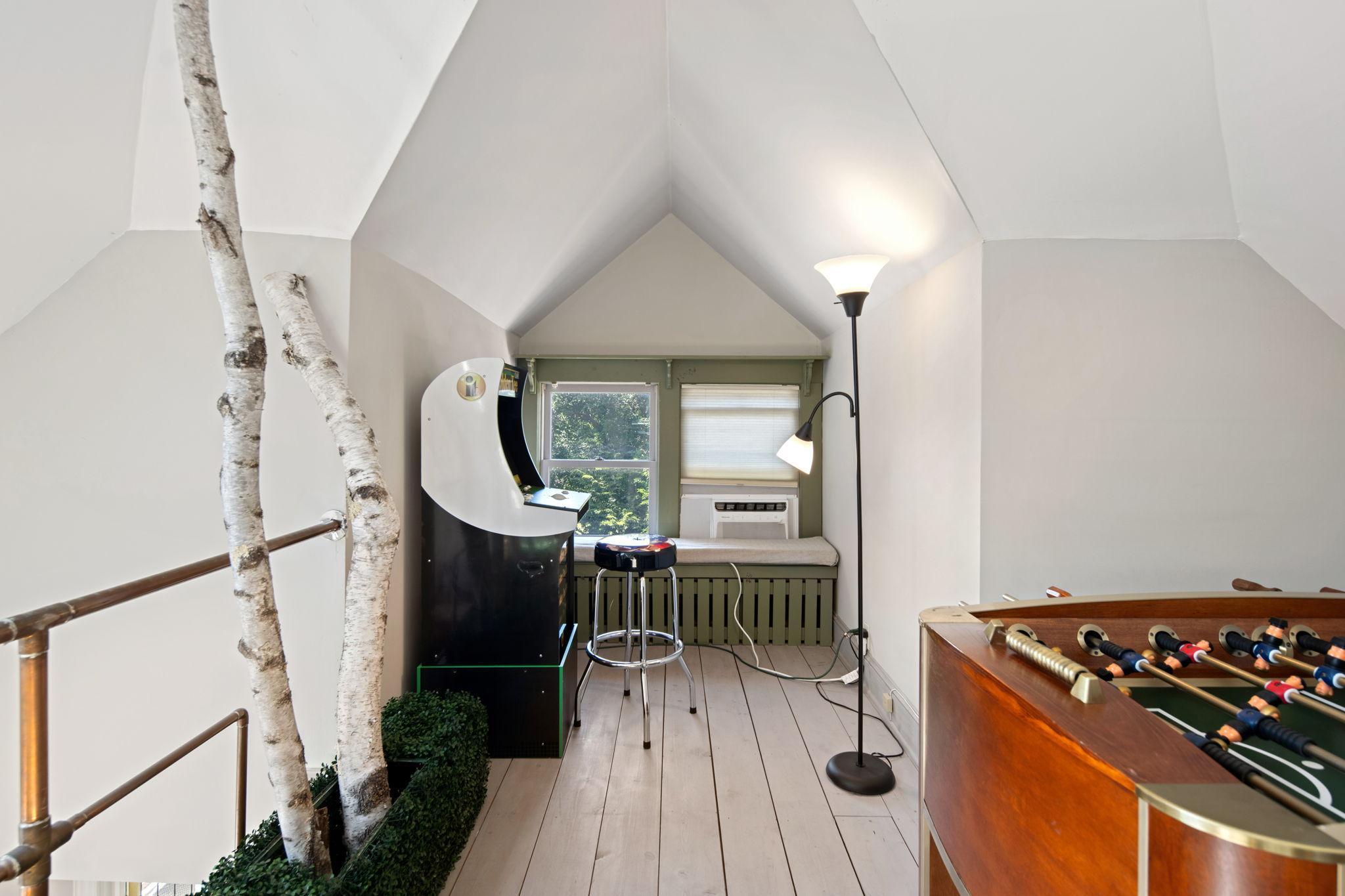 2713 Garfield Avenue, Unit 2 Minneapolis, MN 55408 - Photo 16 of 26