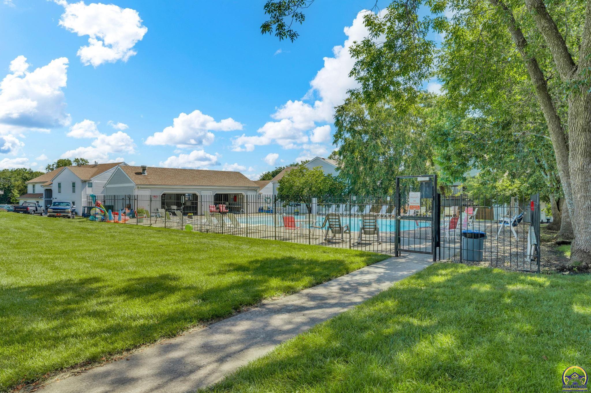 5853 Southwest 22nd Terrace Topeka, KS 66614 - Photo 12 of 12