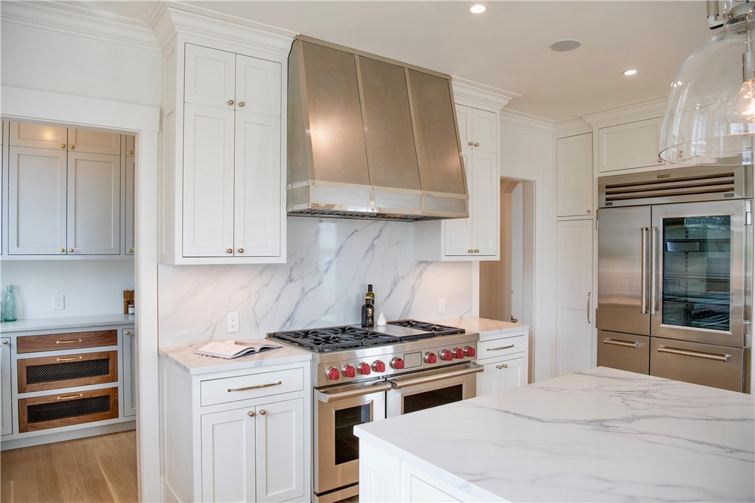 19 Sea Ridge Drive Narragansett, RI 02874 - Photo 10 of 41