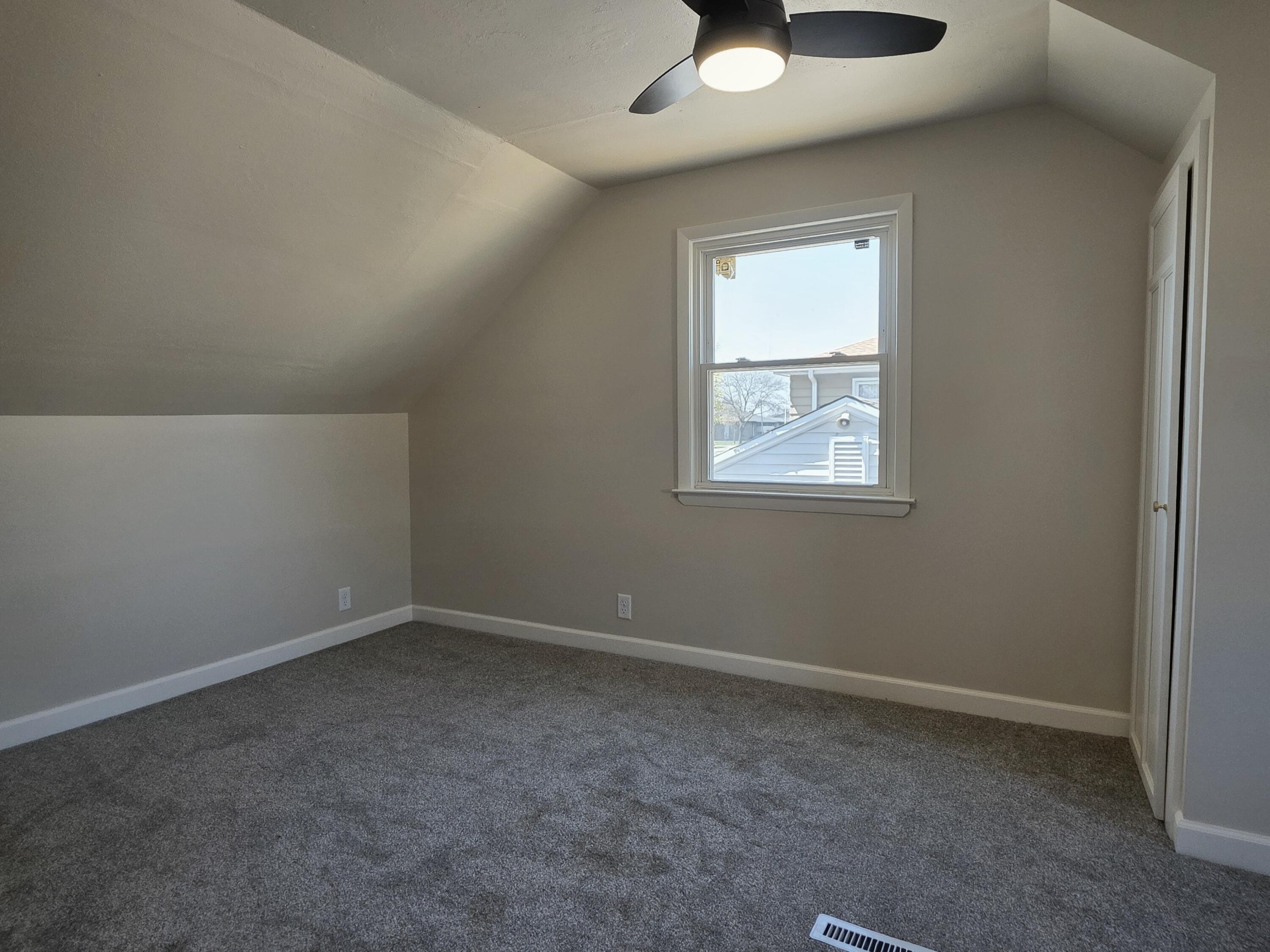7212 West Silver Spring Drive Milwaukee, WI 53218 - Photo 22 of 28 Bedroom 3
