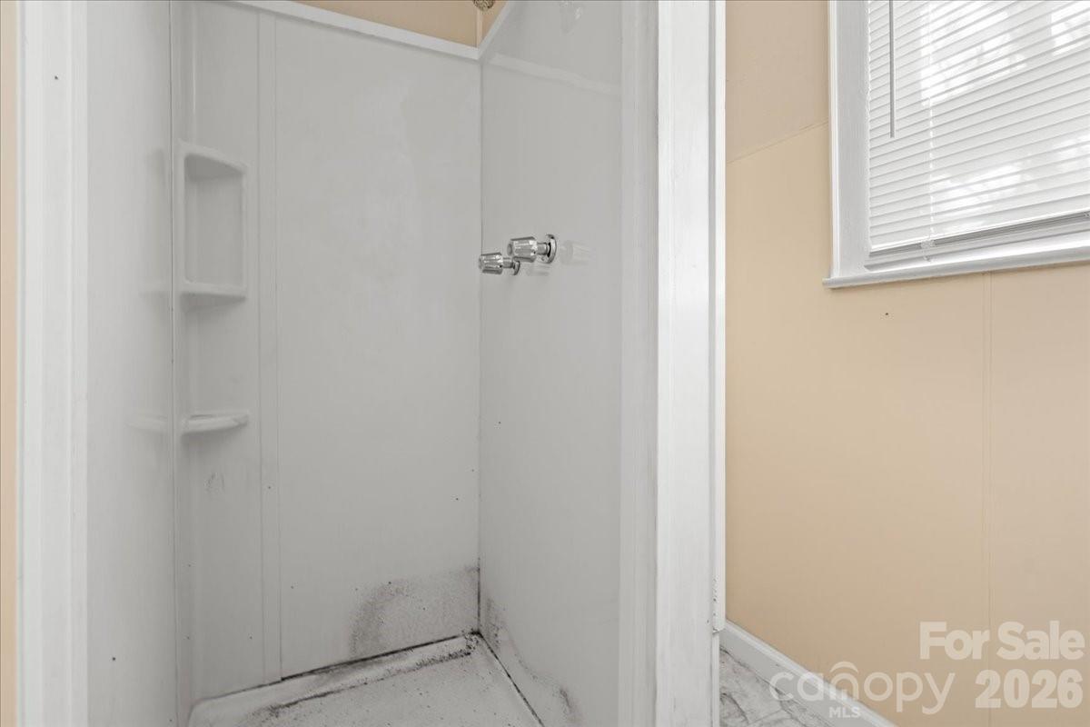 501 Church Street Cheraw, SC 29520 - Photo 24 of 48 a view of a bathroom