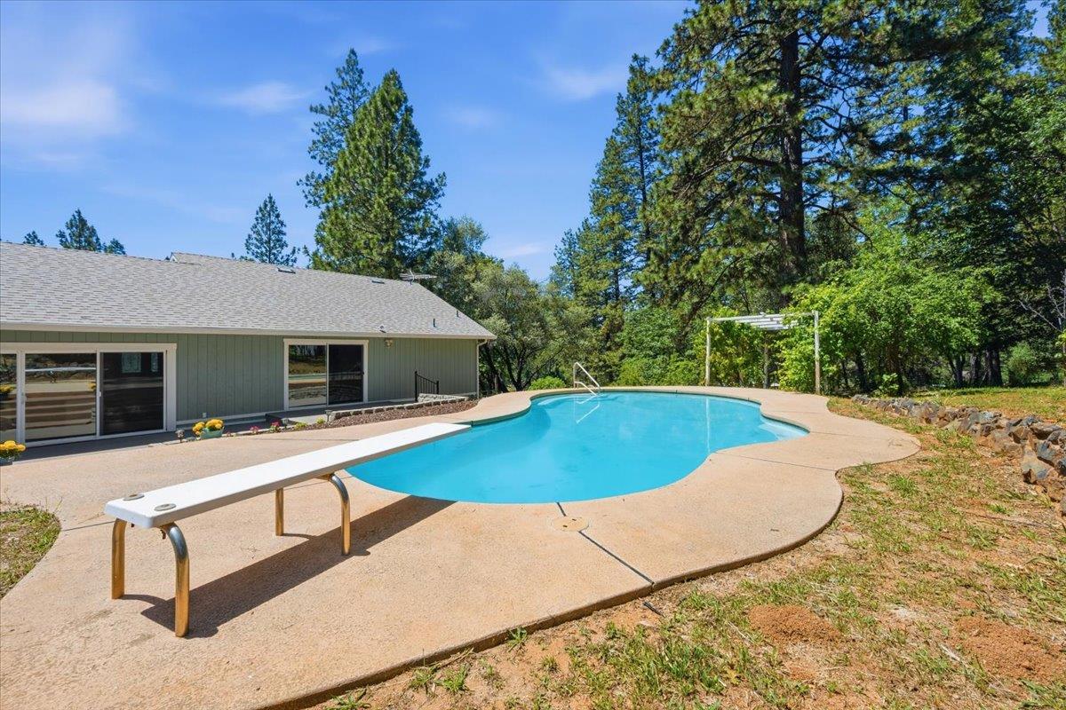 10704 Round Valley Road Grass Valley, CA 95949 - Photo 36 of 56