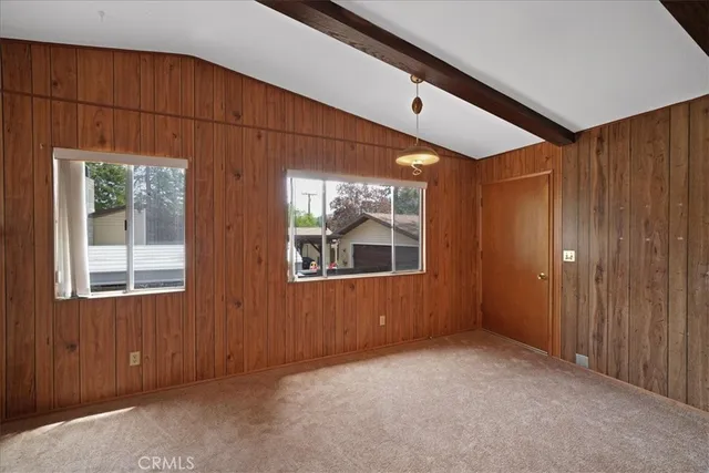 $333,000 | 951 Snowbird Road, Wrightwood, CA 92397