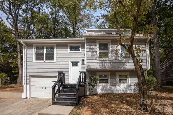$2,750 | 9501 Fairway Ridge Road, Charlotte, NC 28277