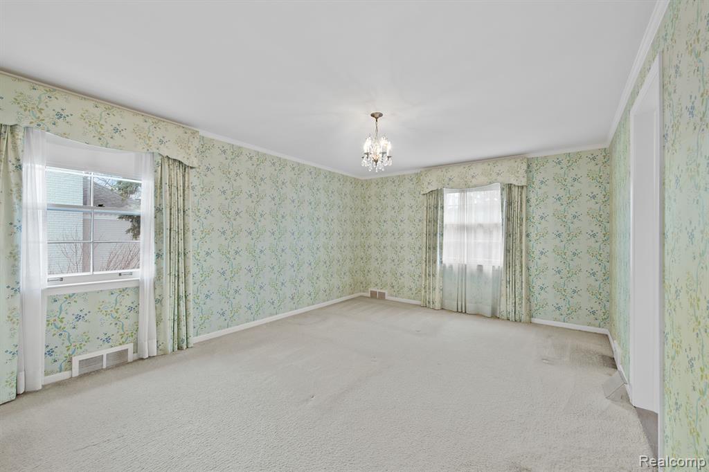163 Merriweather Road Grosse Pointe Farms, MI 48236 - Photo 24 of 33