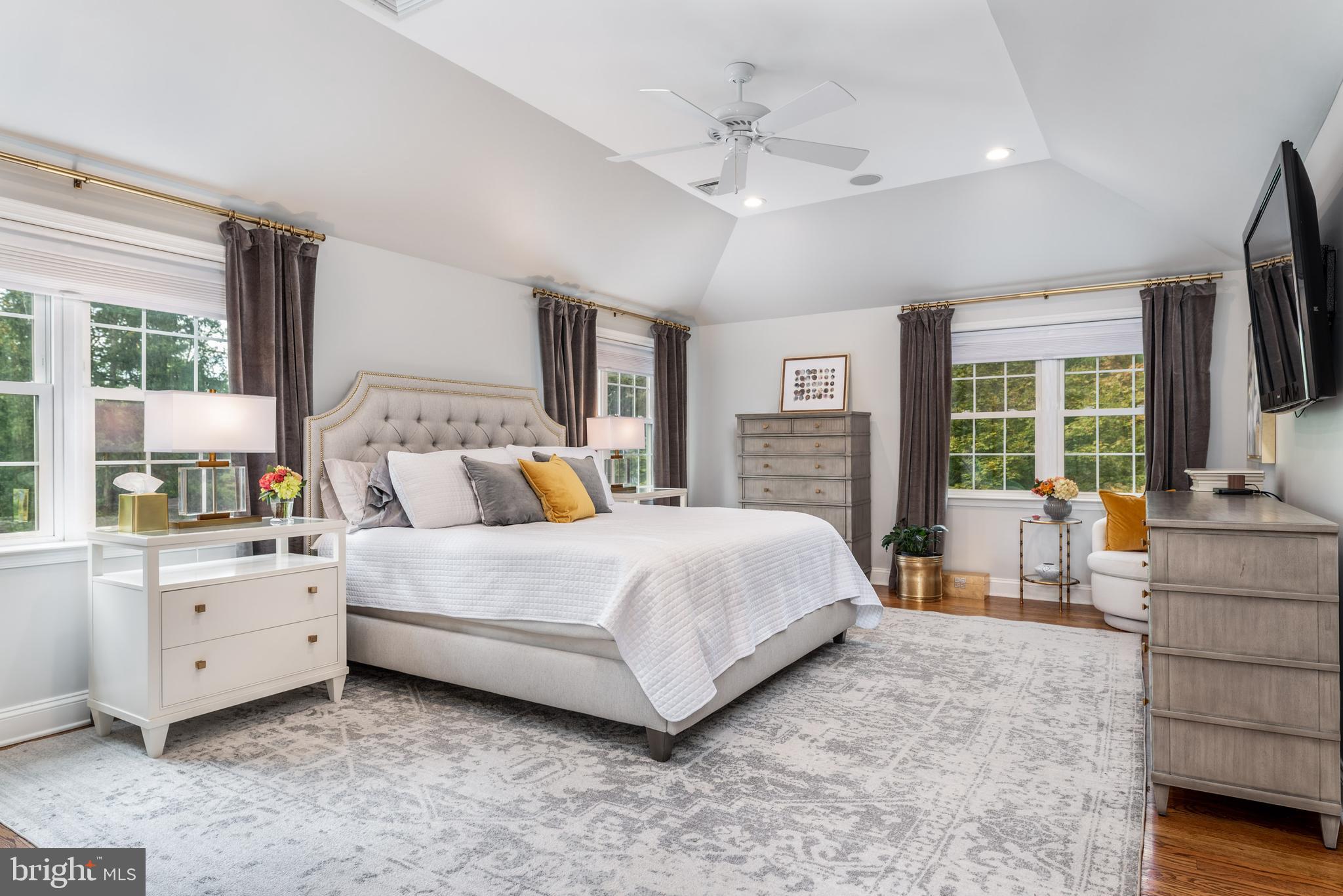 460 Woodcrest Road Wayne, PA 19087 - Photo 20 of 71 Primary suite retreat