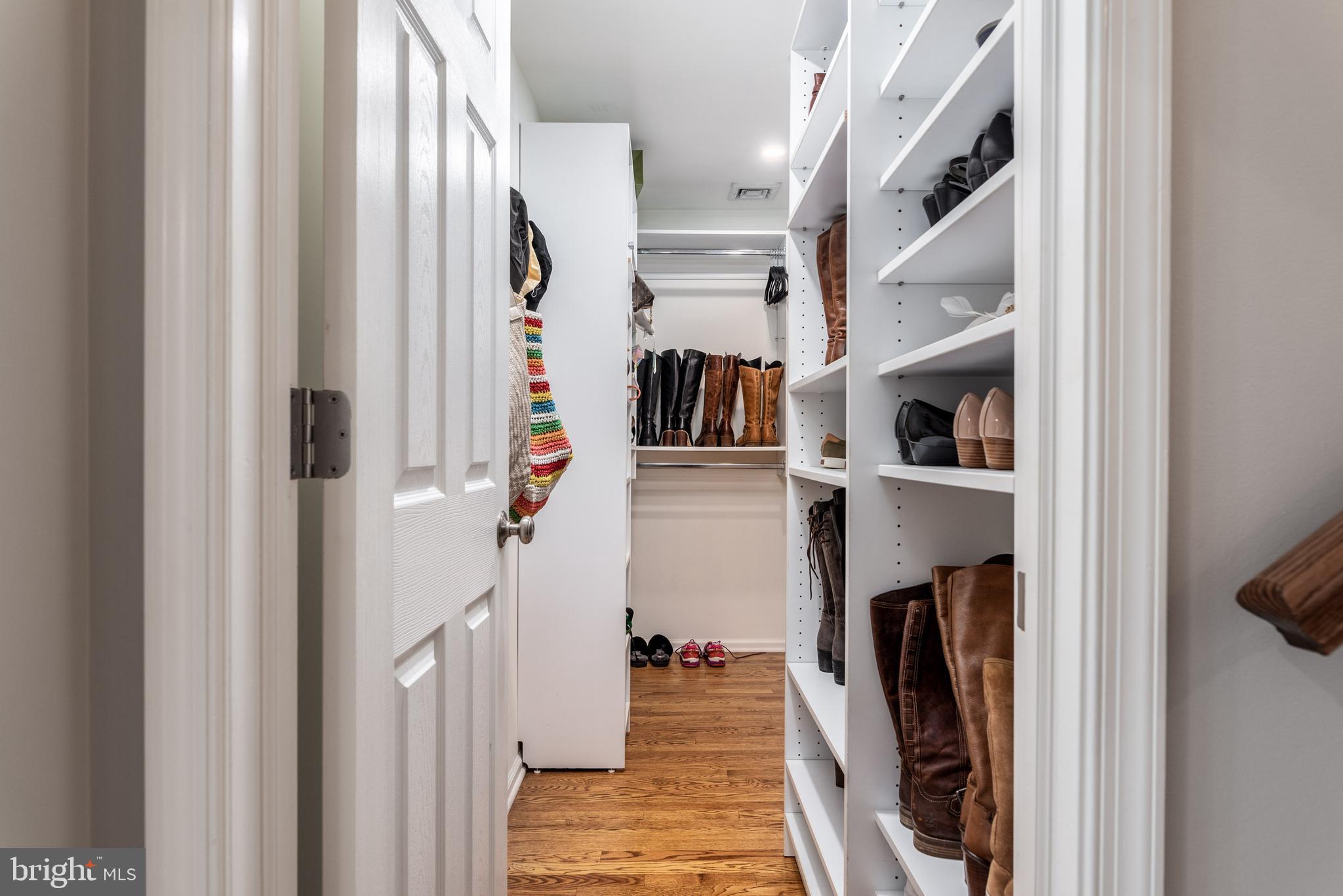 460 Woodcrest Road Wayne, PA 19087 - Photo 26 of 71 Primary suite - walk in closet 1