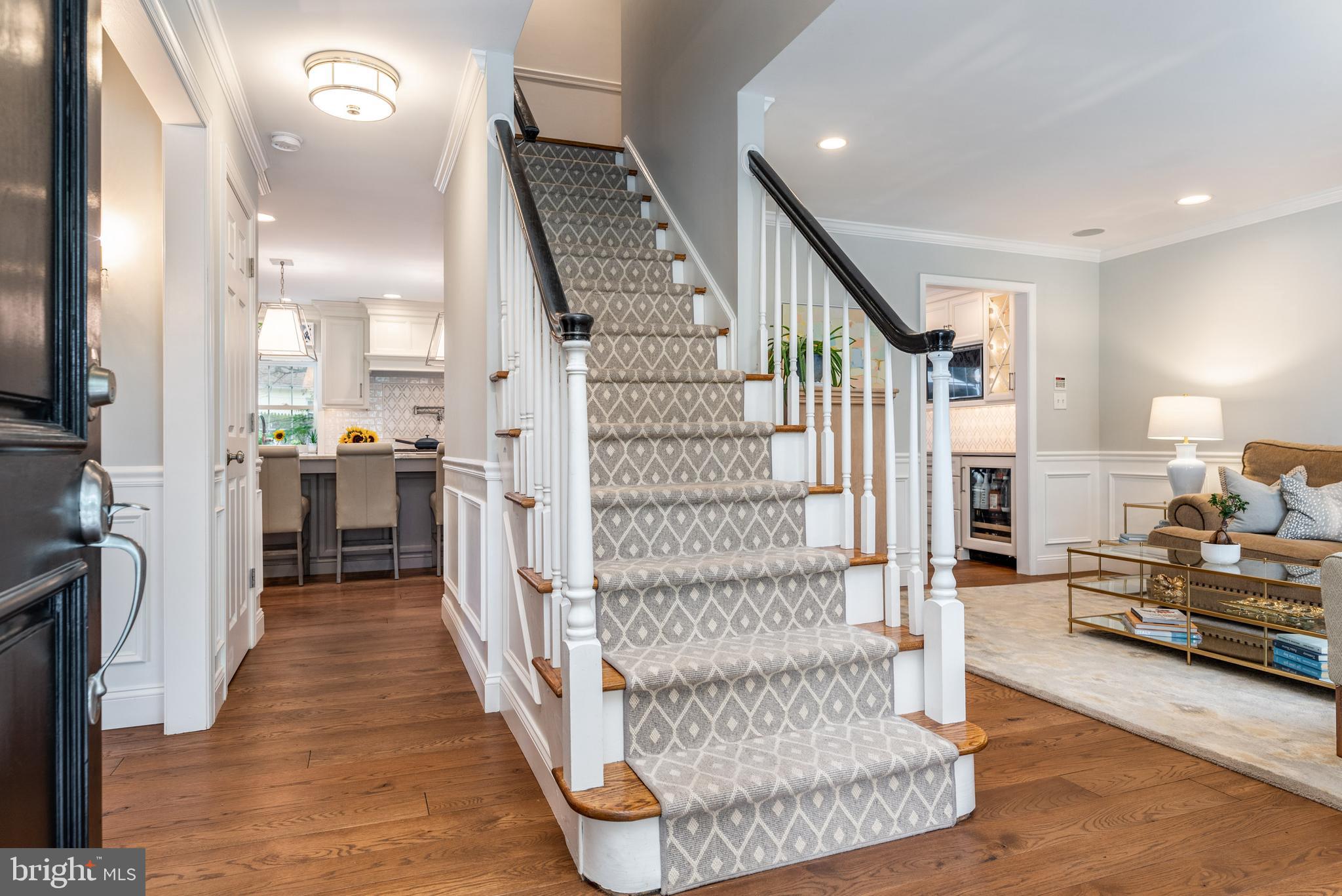 460 Woodcrest Road Wayne, PA 19087 - Photo 4 of 71 Newer white oak hardwood floors