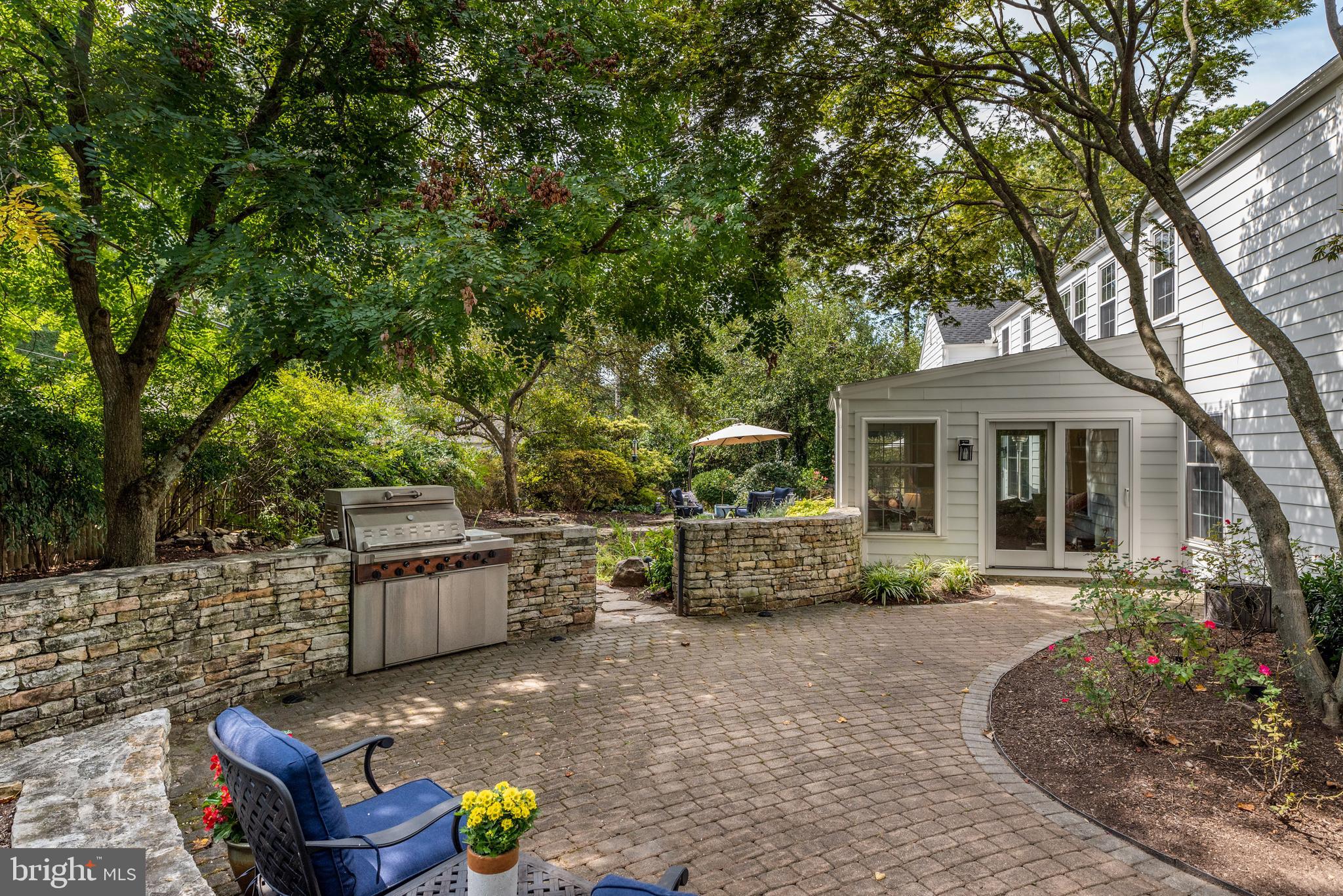 460 Woodcrest Road Wayne, PA 19087 - Photo 51 of 71 Patio with built in grill