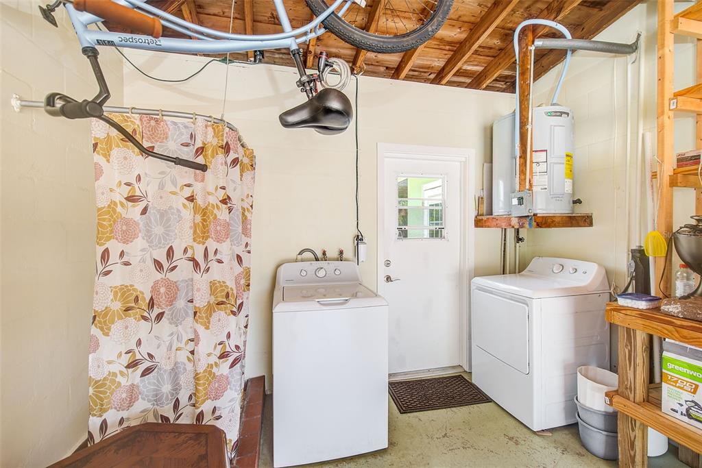 14079 Victoria Road Largo, FL 33774 - Photo 25 of 46 a utility room with dryer and washer