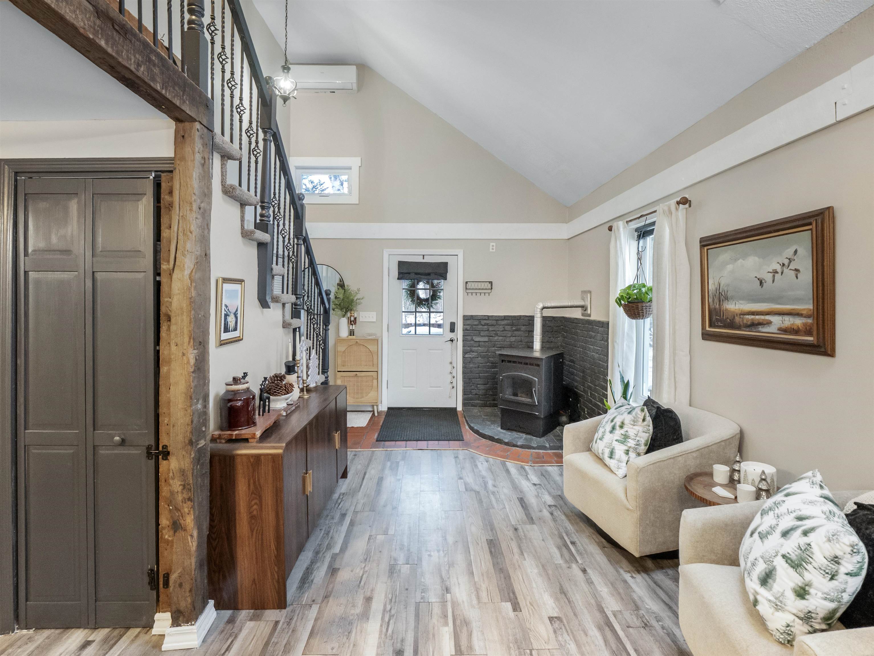 2023 N Road Sunderland, VT 05250 - Photo 3 of 28