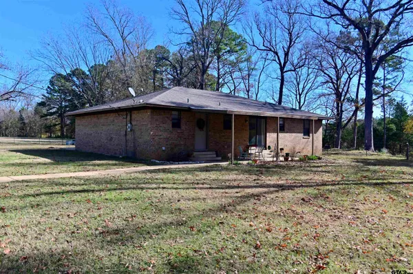 $1,479,500 | 5624 Farm To Market Road 323, Palestine, TX 75801