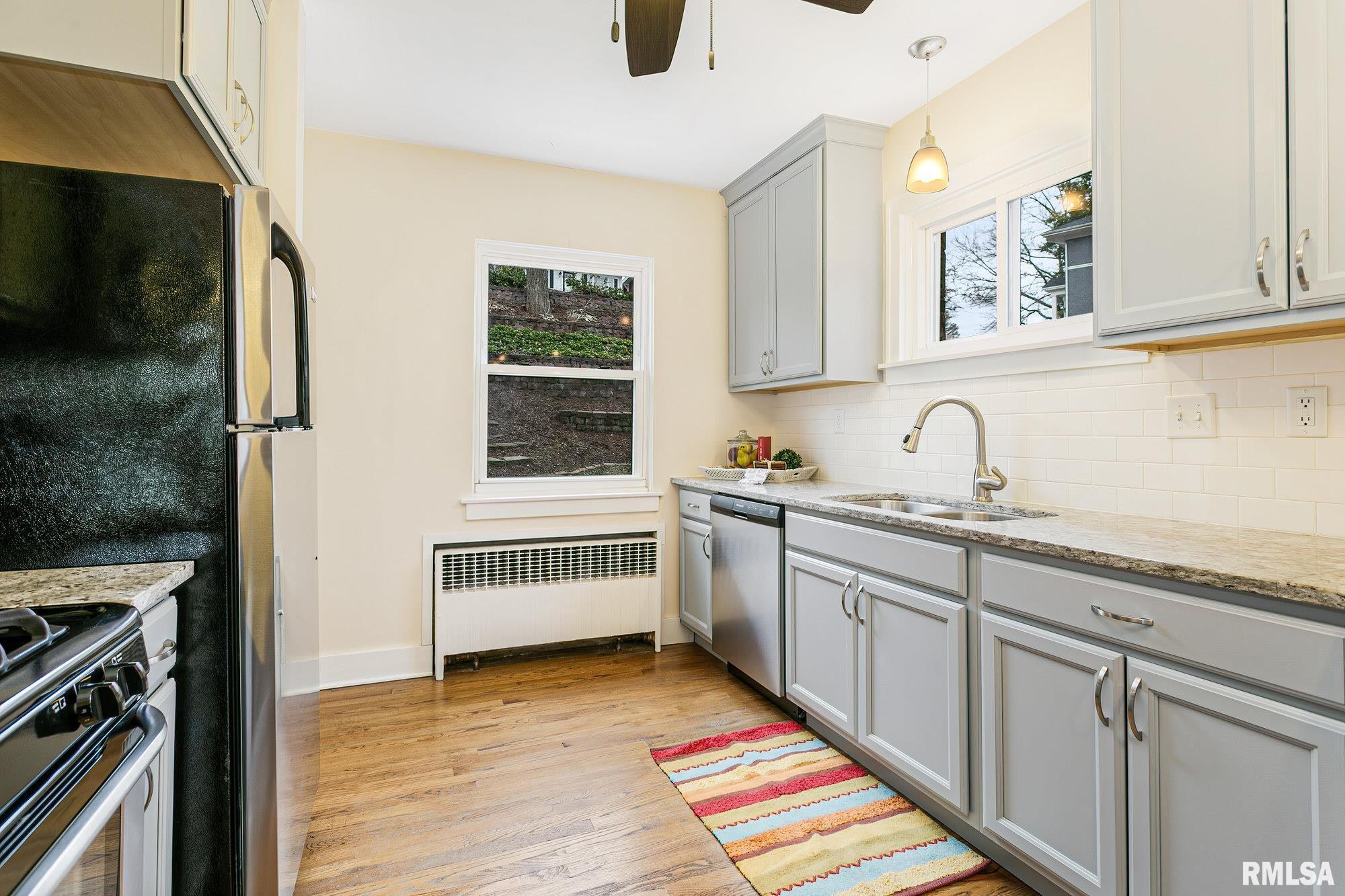 2419 Middle Road Davenport, IA 52803 - Photo 11 of 29 Gallery Image 11