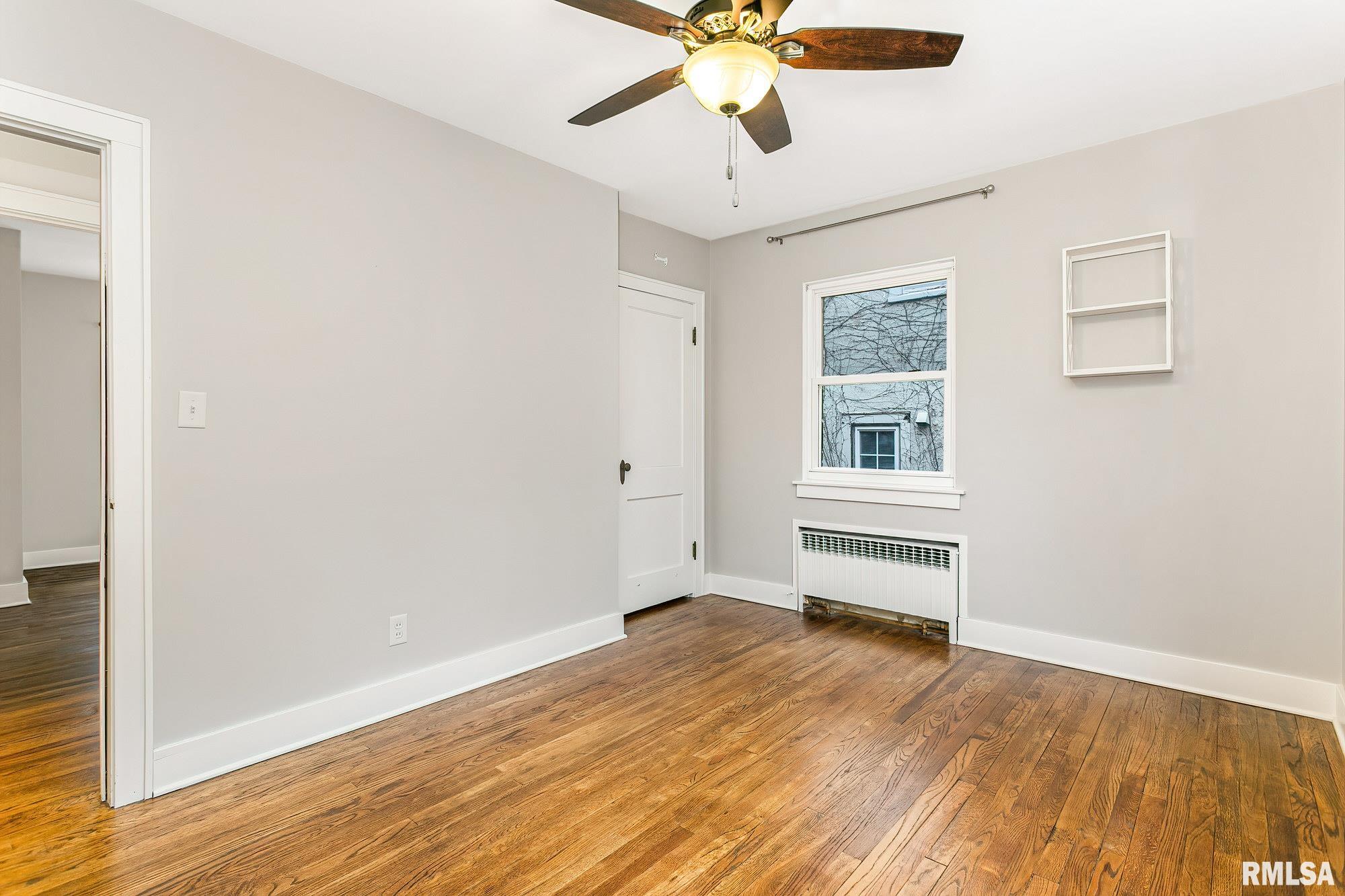 2419 Middle Road Davenport, IA 52803 - Photo 16 of 29 Gallery Image 16