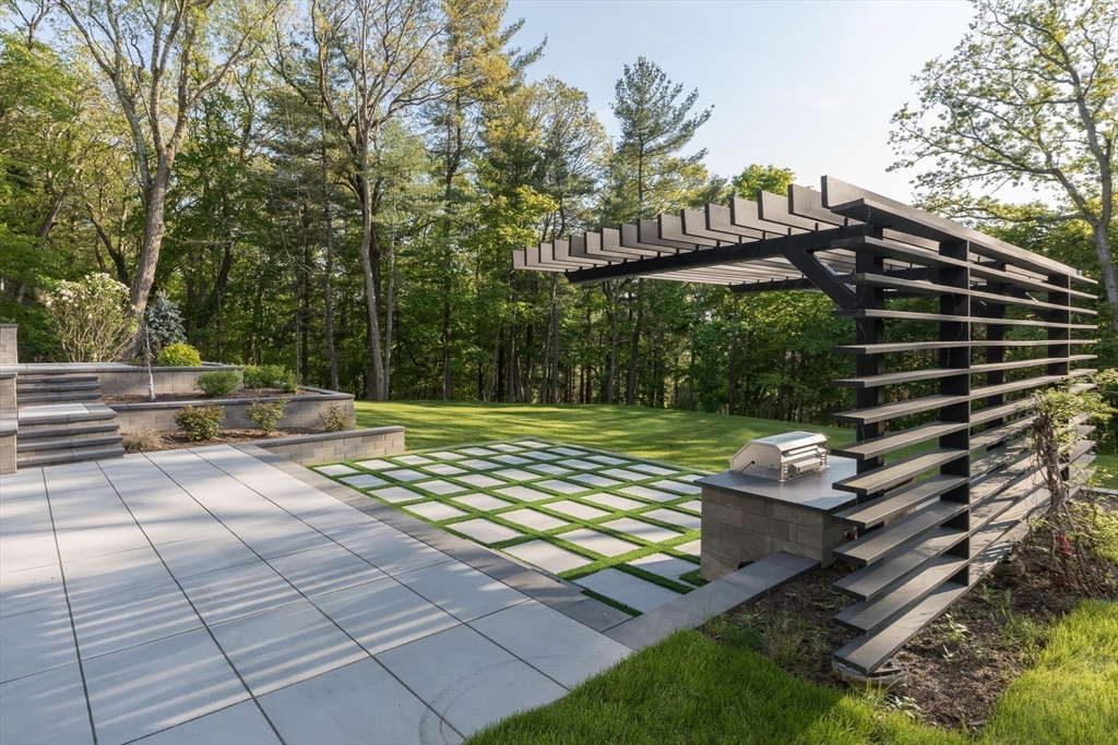 26 Spruce Hill Road Weston, MA 02493 - Photo 27 of 42