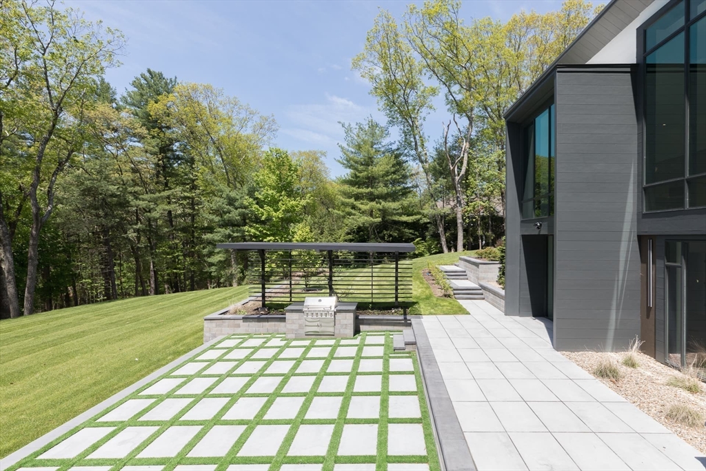 26 Spruce Hill Road Weston, MA 02493 - Photo 28 of 42