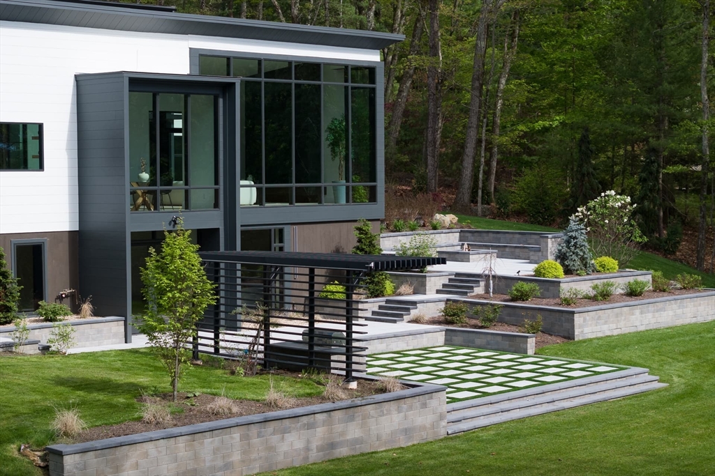 26 Spruce Hill Road Weston, MA 02493 - Photo 36 of 42