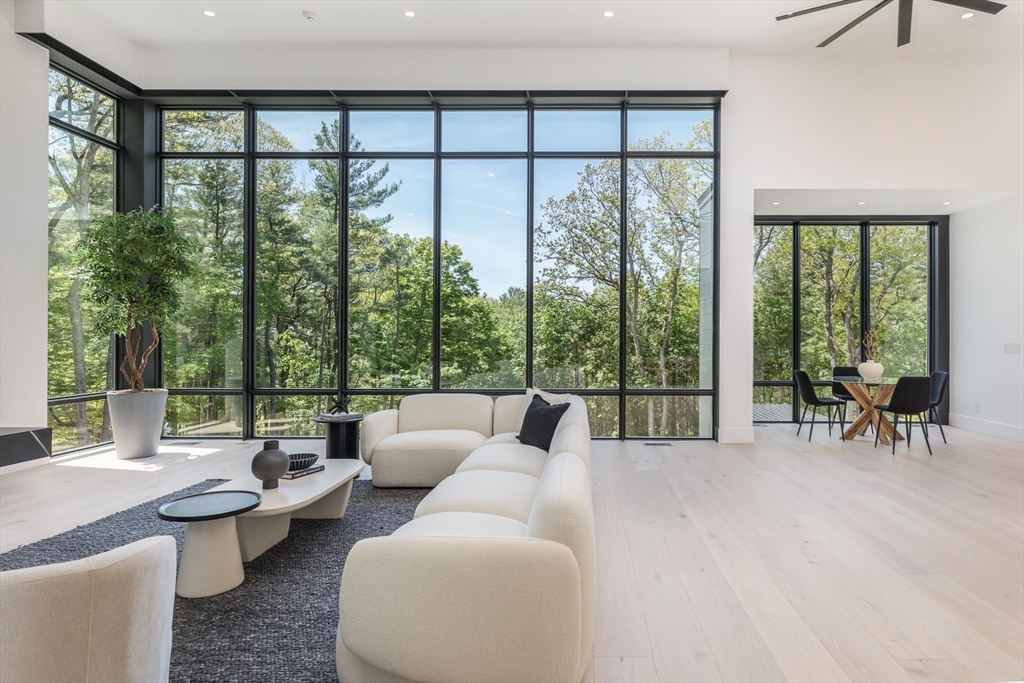 26 Spruce Hill Road Weston, MA 02493 - Photo 4 of 42