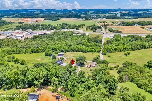 $299,900 | 921 Niles Ferry Road, Greenback, TN 37742