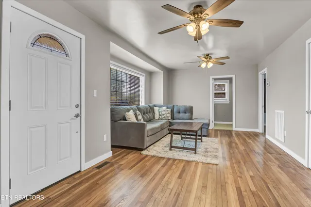 $299,900 | 921 Niles Ferry Road, Greenback, TN 37742