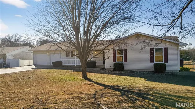 $330,000 | 8 Bittersweet Drive, St. Clair, MO 63077