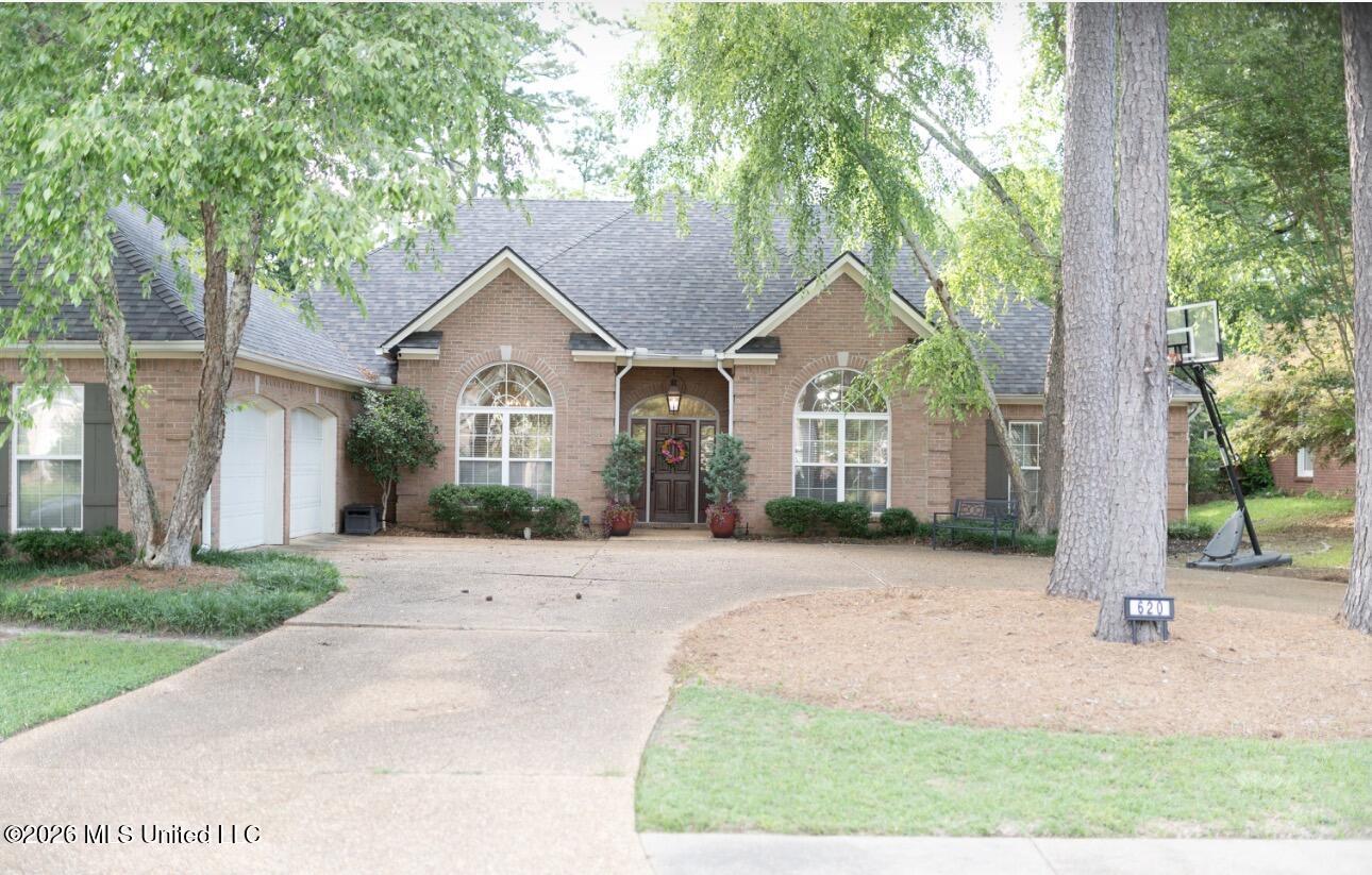 620 Turnberry Lane Ridgeland, MS 39157 - Photo 1 of 30 Front View